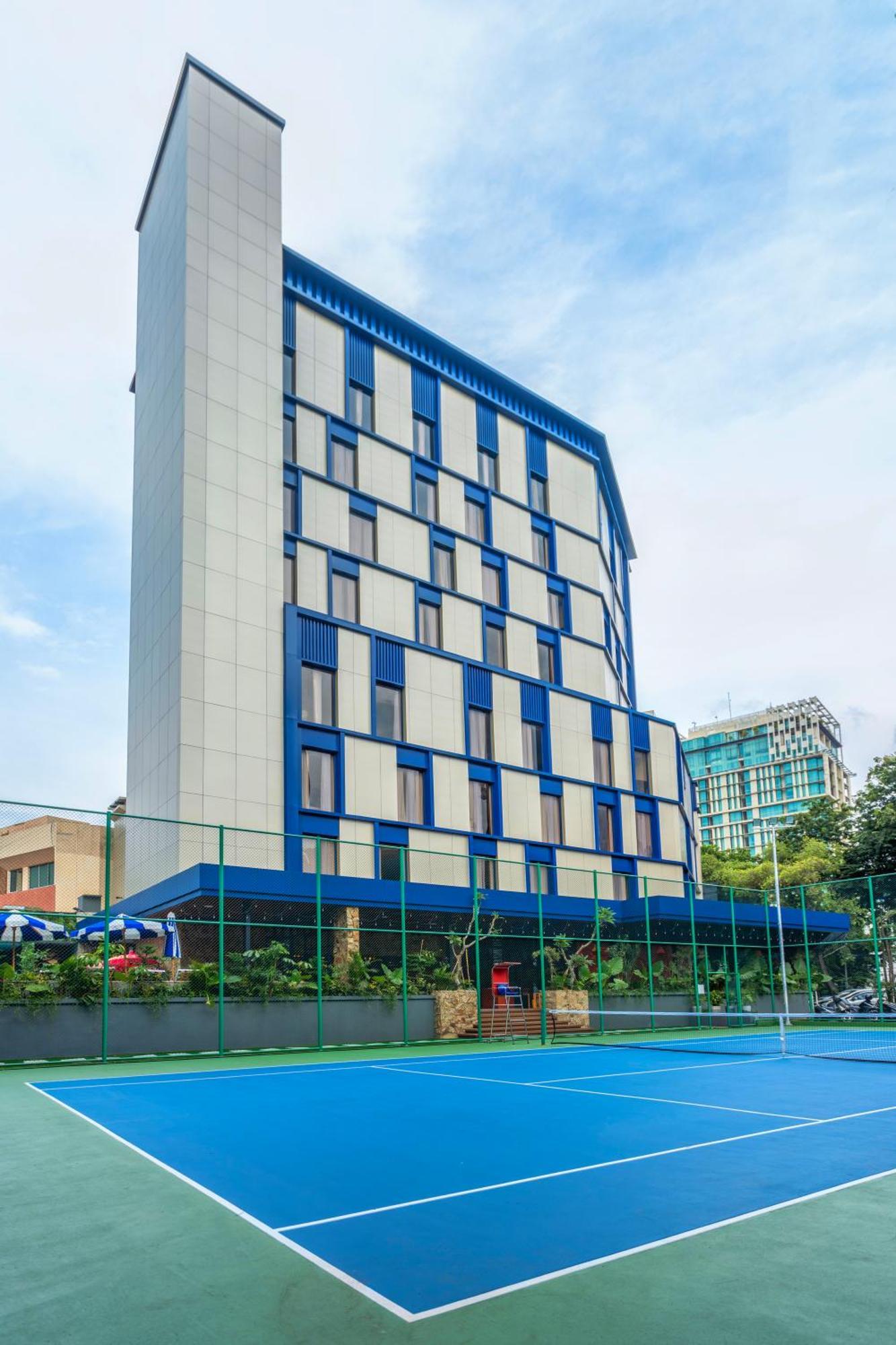 Ashley Tugu Tani Menteng Джакарта Екстериор снимка